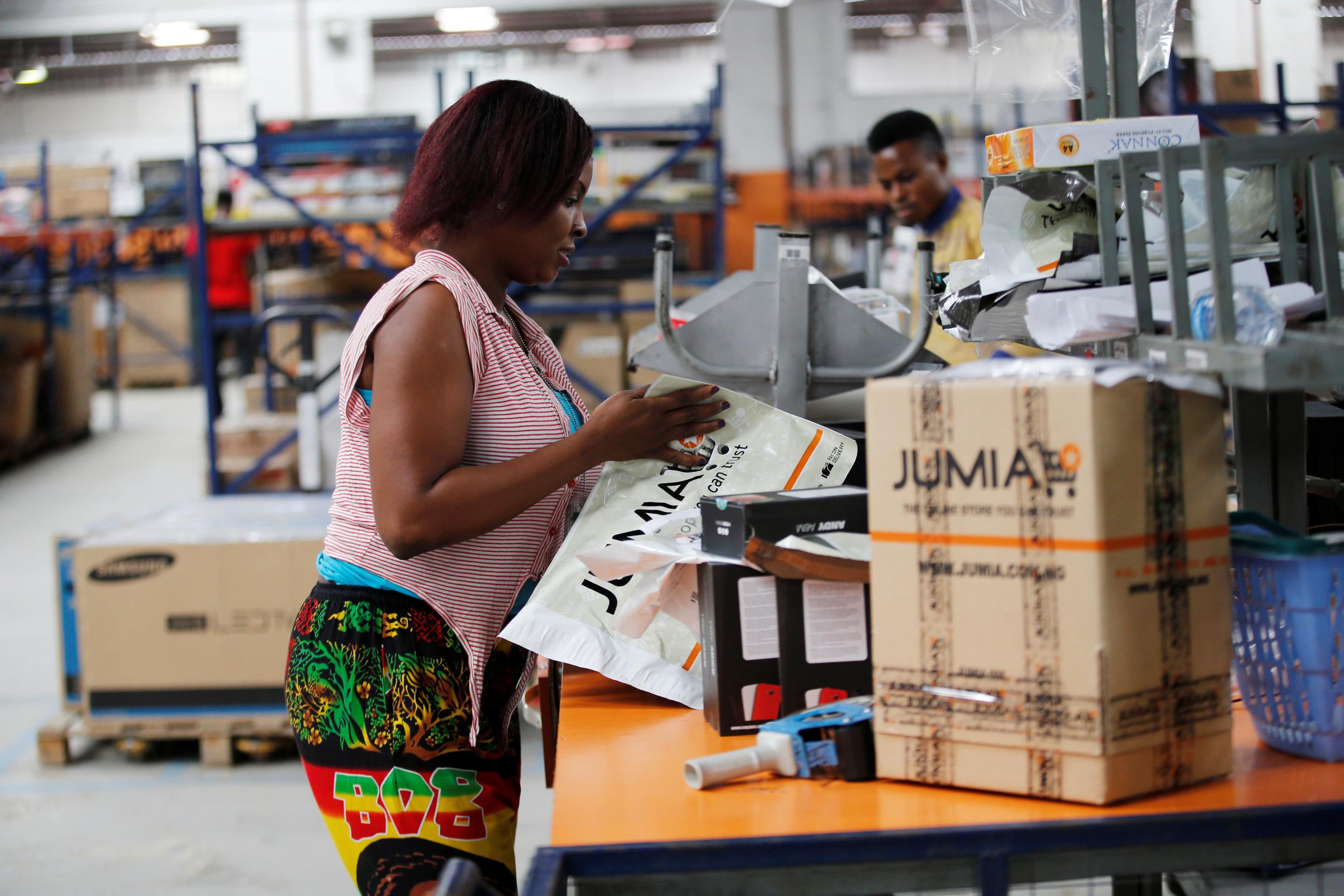 Jumia's Q3 2023: Operating Losses Halved to $19 Million Amidst Cost-Cutting Efforts 🛒📉
